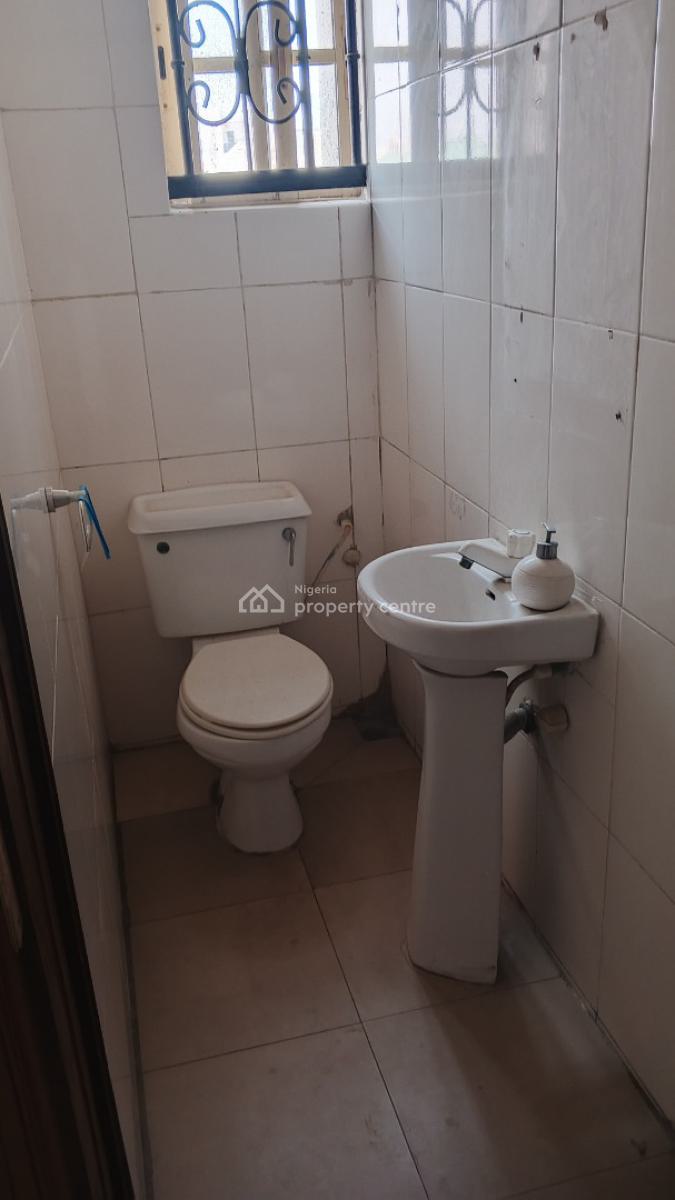 2 Bedroom Flat, Gbagbanla Street Ikate Elegushi, Ikate Elegushi, Lekki, Lagos, Flat / Apartment for Rent