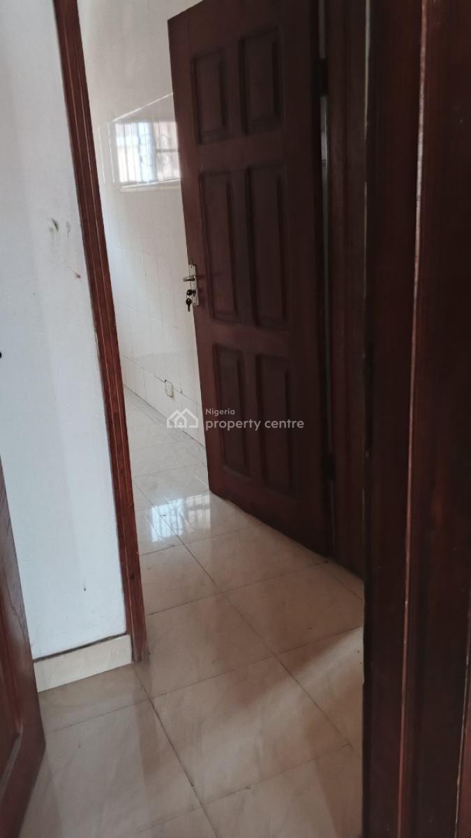 2 Bedroom Flat, Gbagbanla Street Ikate Elegushi, Ikate Elegushi, Lekki, Lagos, Flat / Apartment for Rent