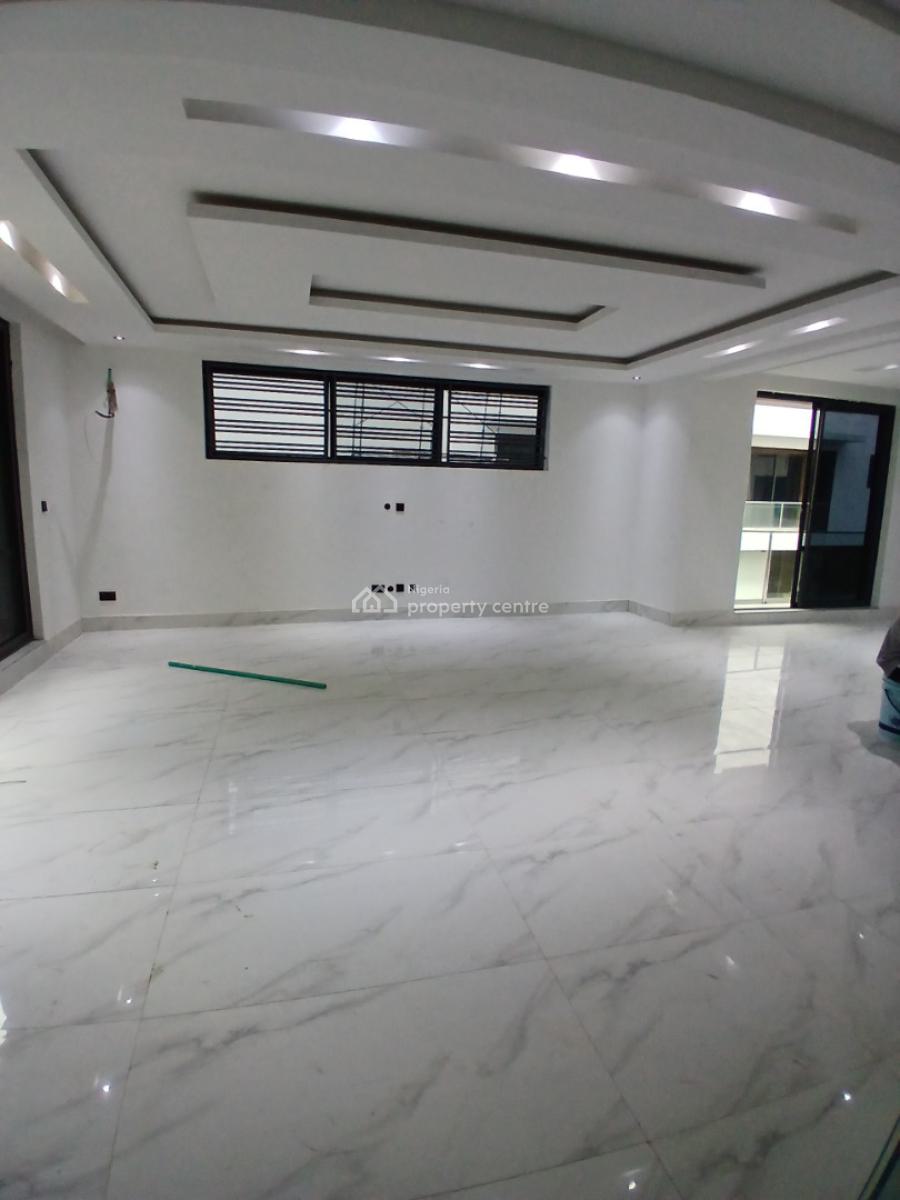 Serviced with 24/7 Power Supply 4 Bedroom En-suite Townhouse with an a, Ikoyi, Lagos, Terraced Duplex for Rent