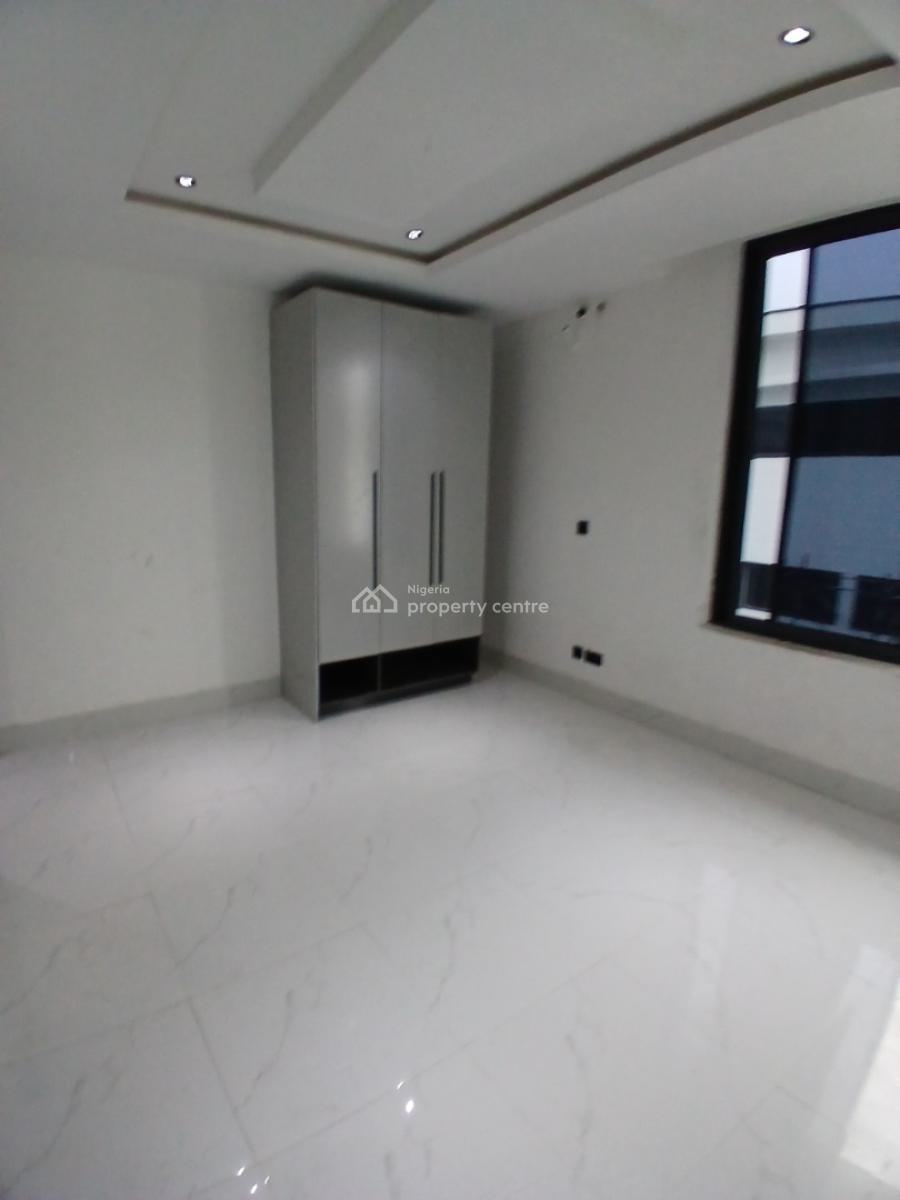 Serviced with 24/7 Power Supply 4 Bedroom En-suite Townhouse with an a, Ikoyi, Lagos, Terraced Duplex for Rent
