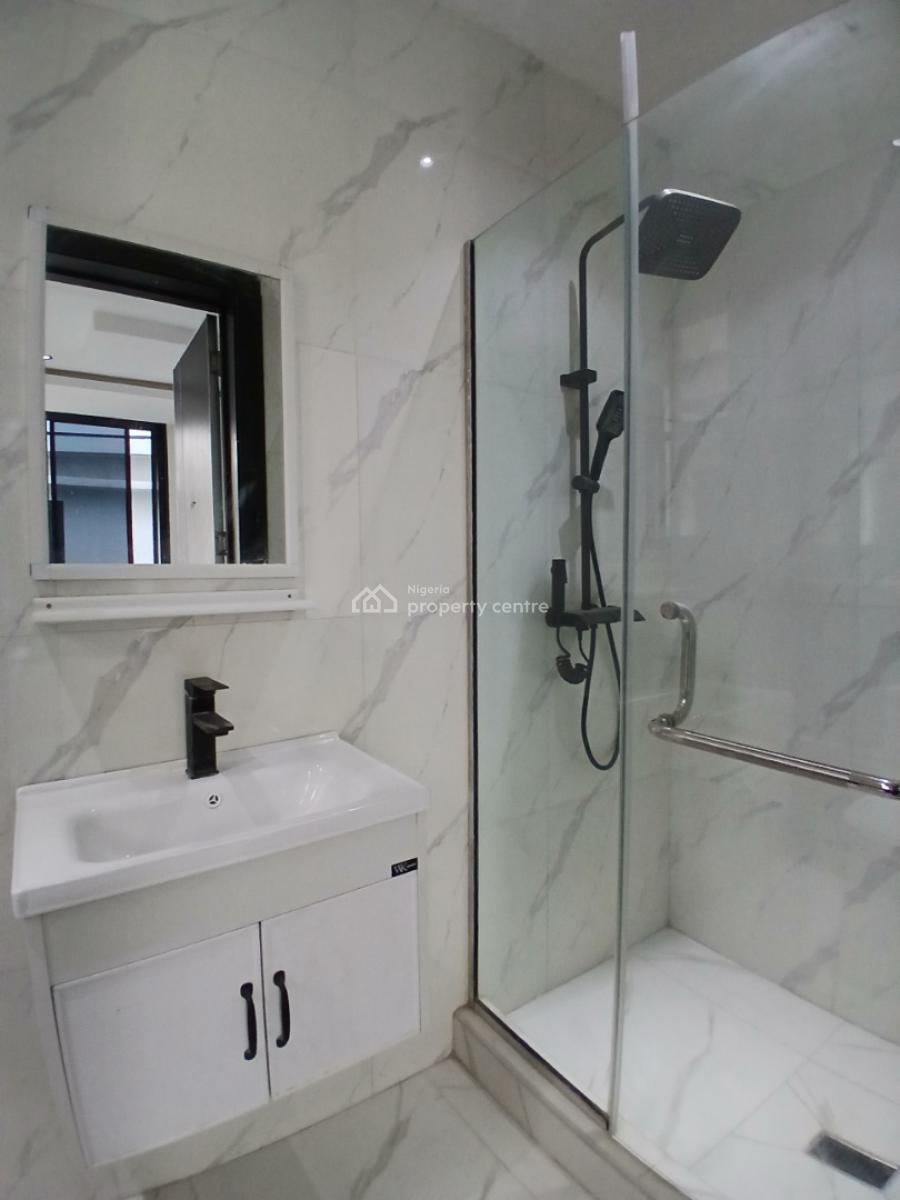 Serviced with 24/7 Power Supply 4 Bedroom En-suite Townhouse with an a, Ikoyi, Lagos, Terraced Duplex for Rent