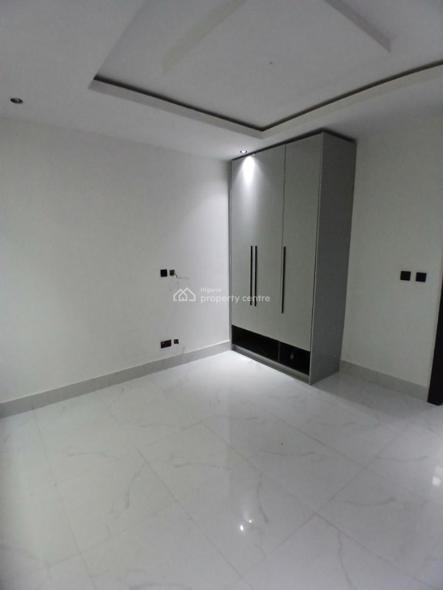 Serviced with 24/7 Power Supply 4 Bedroom En-suite Townhouse with an a, Ikoyi, Lagos, Terraced Duplex for Rent