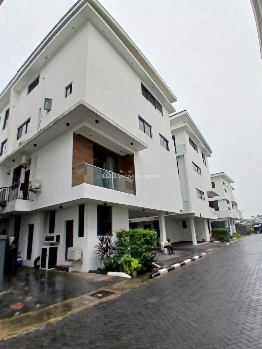 Serviced with 24/7 Power Supply 4 Bedroom En-suite Townhouse with an a, Ikoyi, Lagos, Terraced Duplex for Rent