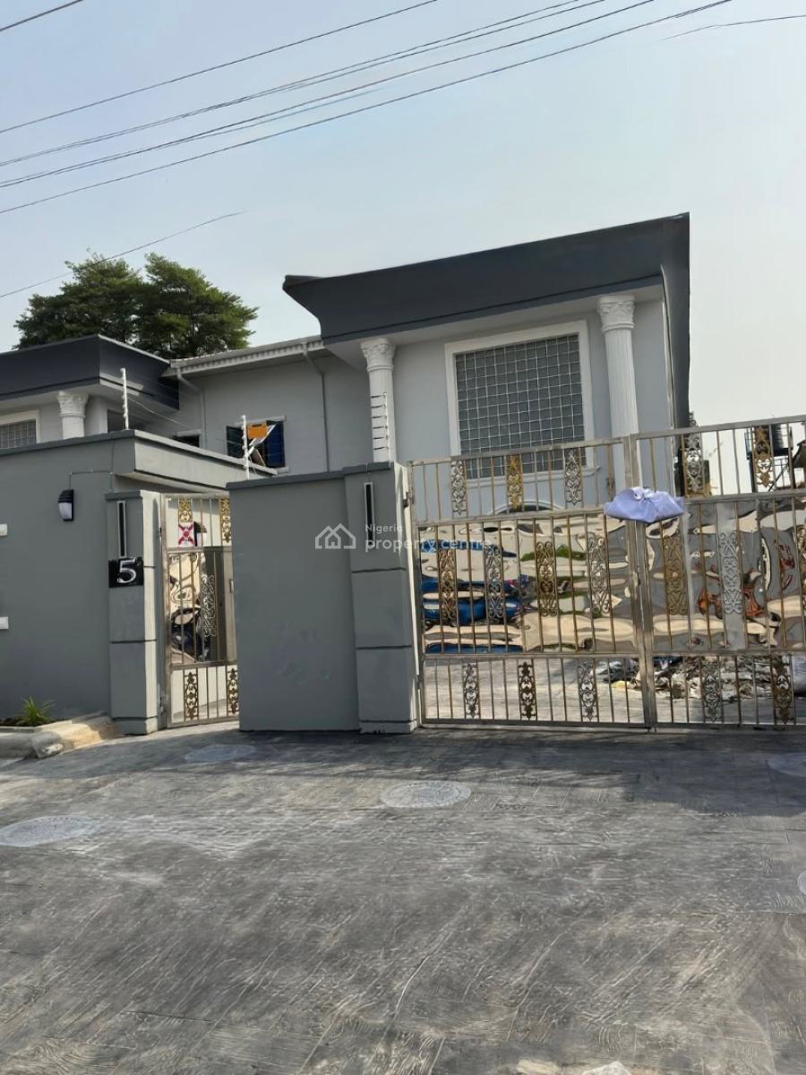 2 Bedroom Semi Detached Duplex with Spacious Rooms and Large Compound, 2 Bedroom Duplex (very Good for Residential Or Commercial ), Lekki Phase 1, Lekki, Lagos, Semi-detached Duplex for Rent