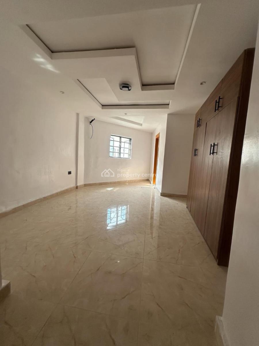 2 Bedroom Semi Detached Duplex with Spacious Rooms and Large Compound, 2 Bedroom Duplex (very Good for Residential Or Commercial ), Lekki Phase 1, Lekki, Lagos, Semi-detached Duplex for Rent