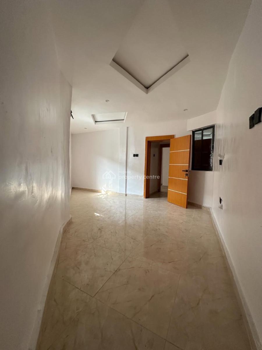 2 Bedroom Semi Detached Duplex with Spacious Rooms and Large Compound, 2 Bedroom Duplex (very Good for Residential Or Commercial ), Lekki Phase 1, Lekki, Lagos, Semi-detached Duplex for Rent