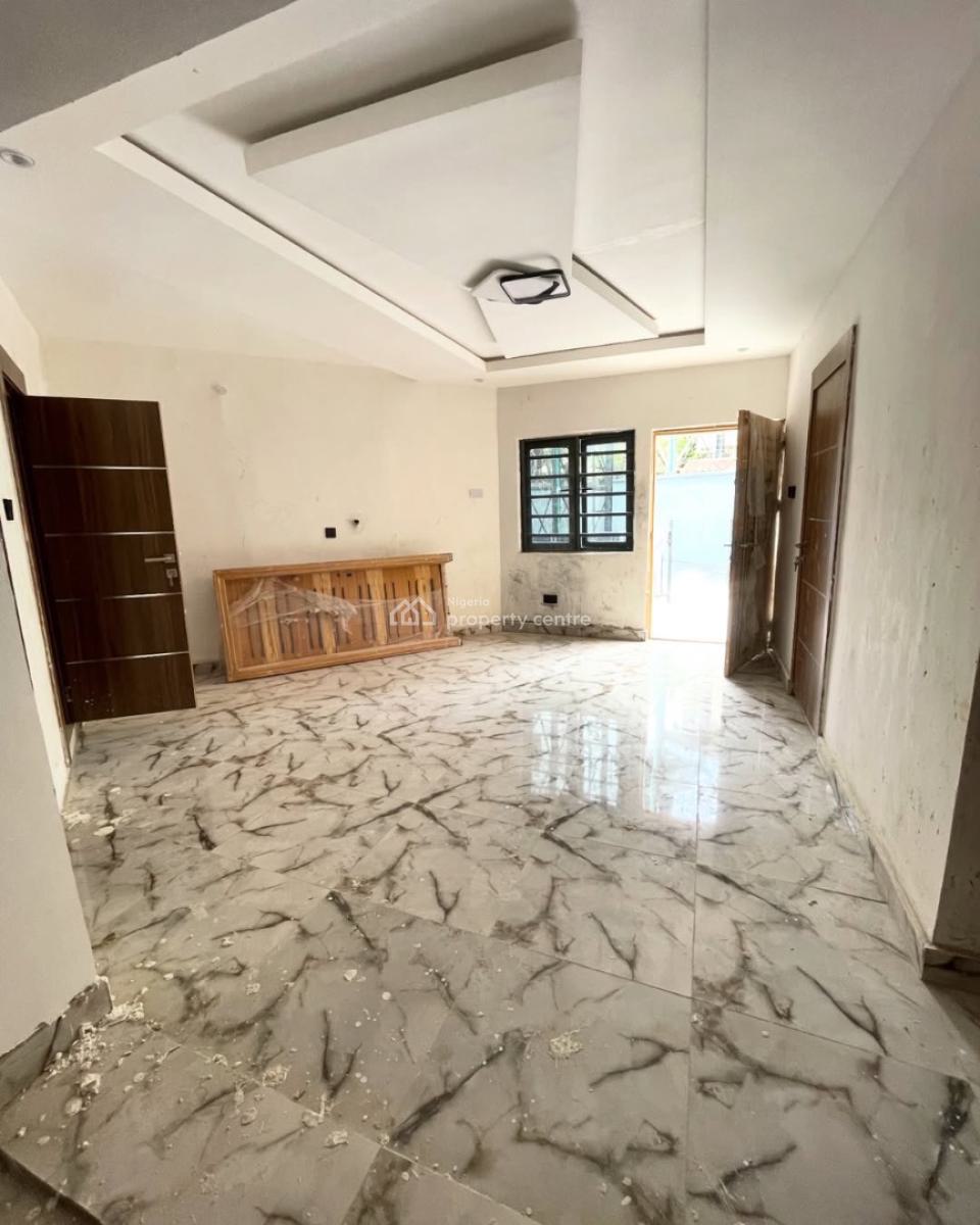 3 Bedroom Semi Detached Duplex with En-suite Rooms, 3 Bedroom Duplex for Rent (residential Or Commercial), Lekki Phase 1, Lekki, Lagos, Semi-detached Duplex for Rent