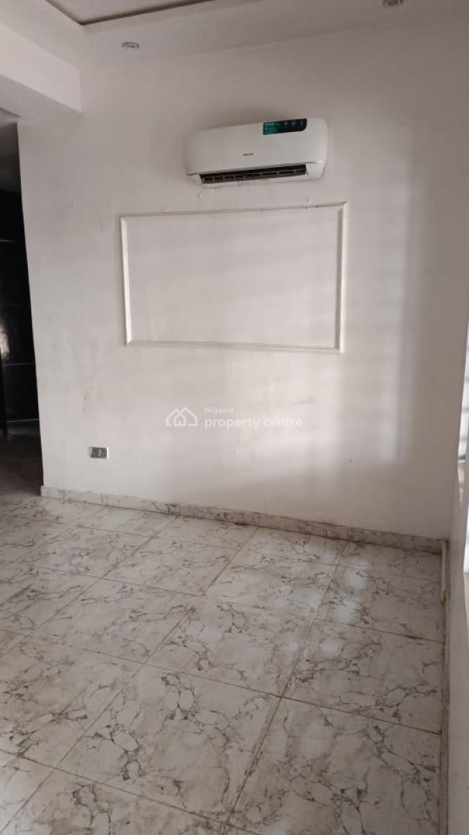 Well Maintained and Spacious Two Bedroom, Ikate Elegushi, Lekki, Lagos, Flat / Apartment for Rent