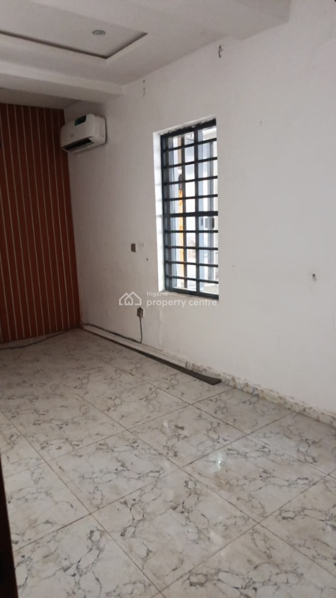Well Maintained and Spacious Two Bedroom, Ikate Elegushi, Lekki, Lagos, Flat / Apartment for Rent