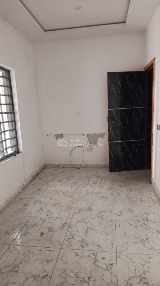 Well Maintained and Spacious Two Bedroom, Ikate Elegushi, Lekki, Lagos, Flat / Apartment for Rent