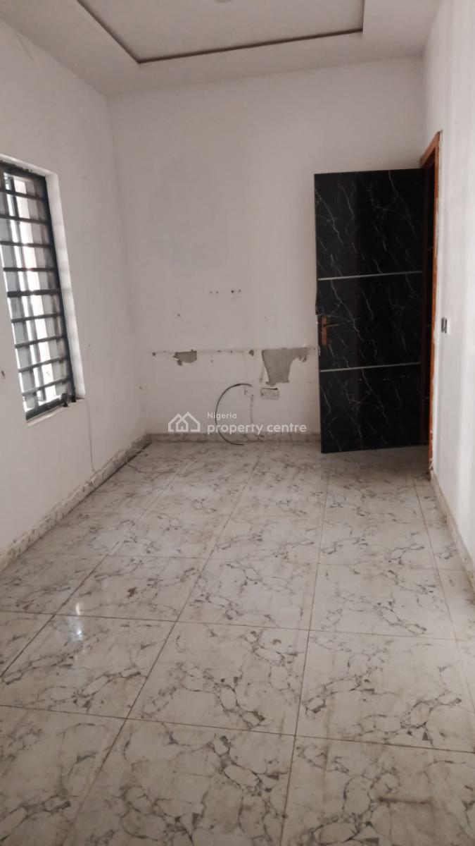 Well Maintained and Spacious Two Bedroom, Ikate Elegushi, Lekki, Lagos, Flat / Apartment for Rent
