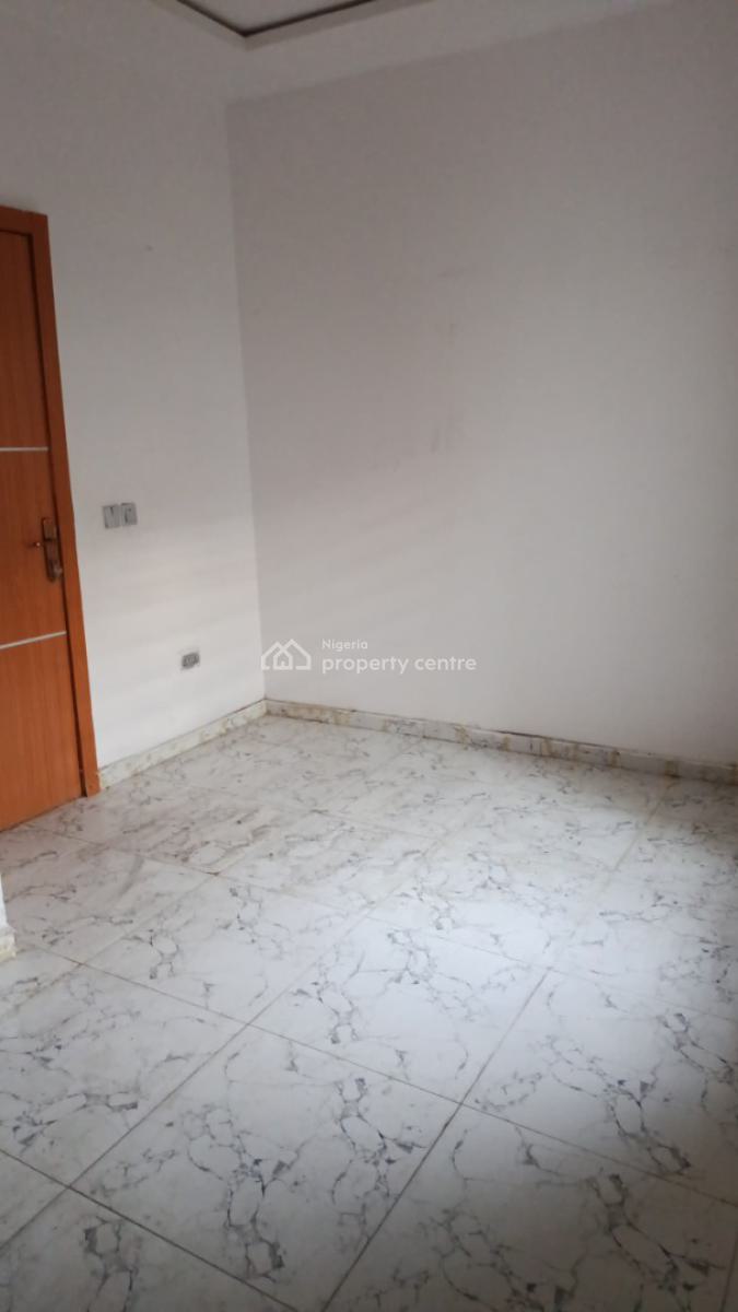 Well Maintained and Spacious Two Bedroom, Ikate Elegushi, Lekki, Lagos, Flat / Apartment for Rent