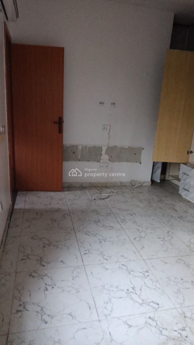 Well Maintained and Spacious Two Bedroom, Ikate Elegushi, Lekki, Lagos, Flat / Apartment for Rent