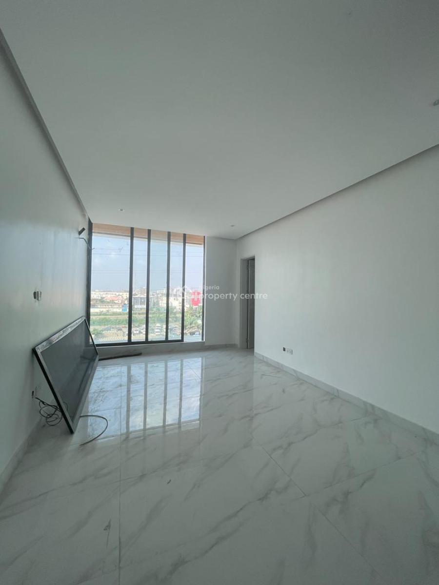 Spacious Fully Serviced 2 Bedroom Apartment with a Suspended Pool, Lekki Phase 1, Lekki, Lagos, Flat / Apartment for Sale