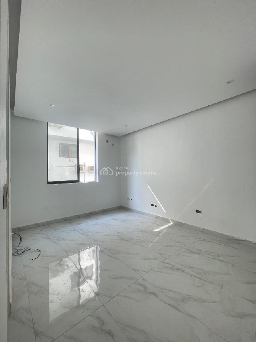 Spacious Fully Serviced 2 Bedroom Apartment with a Suspended Pool, Lekki Phase 1, Lekki, Lagos, Flat / Apartment for Sale