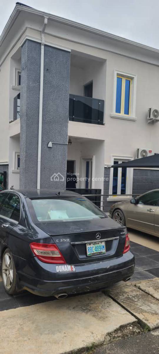 3bedroom Semi Detached, By Kings Court Estate, Dakibiyu, Abuja, Semi-detached Duplex for Sale