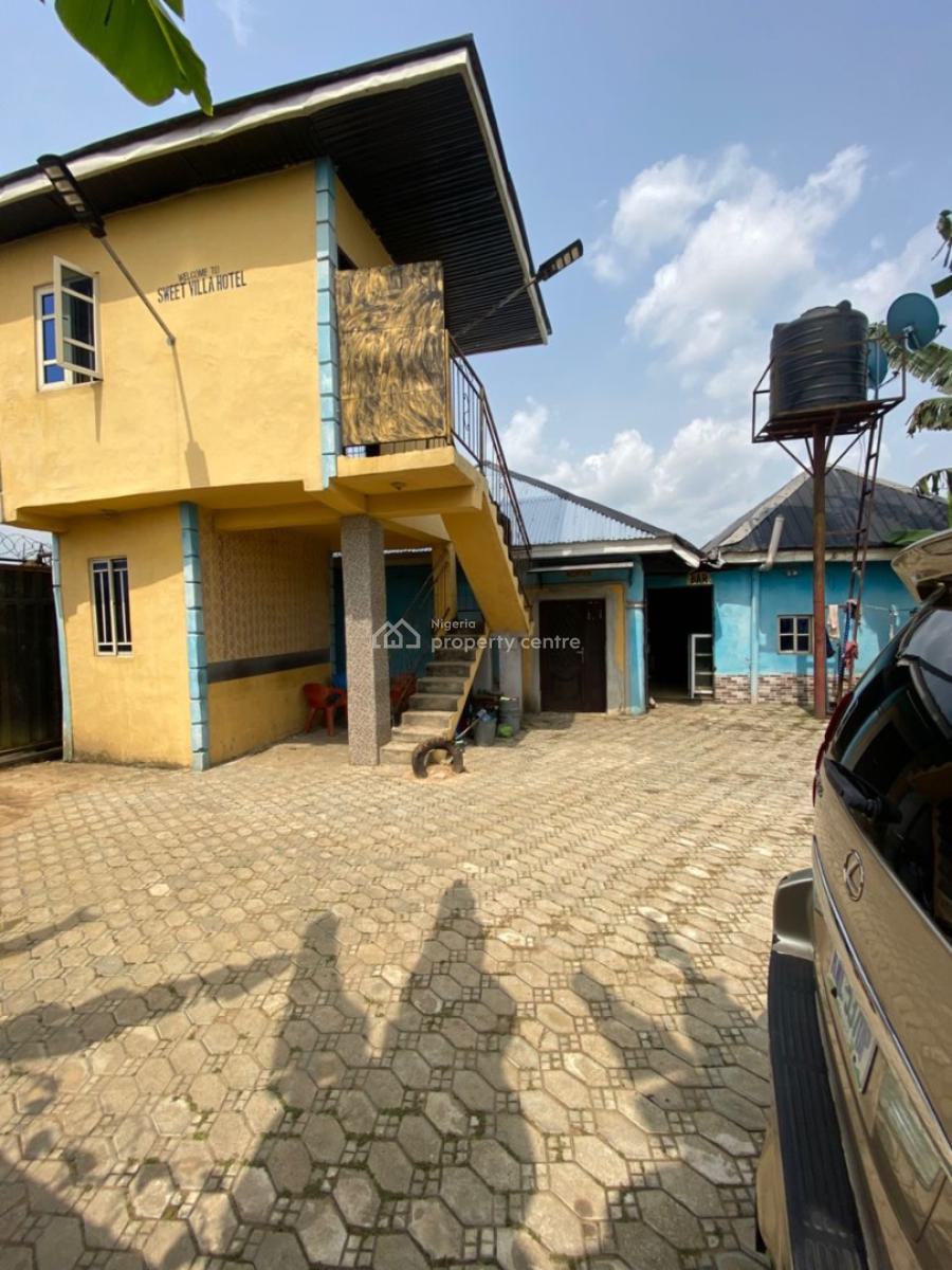 Functional Seven (7) Rooms Hotel, Igwuruta, Obio-akpor, Rivers, Hotel / Guest House for Sale