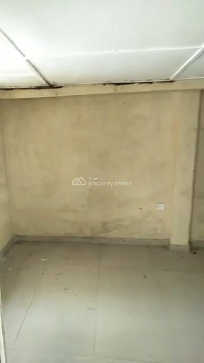 Roomself Contain Garage Space Size, Gafar Animashaun, Victoria Island Extension, Victoria Island (vi), Lagos, Self Contain (single Rooms) for Rent