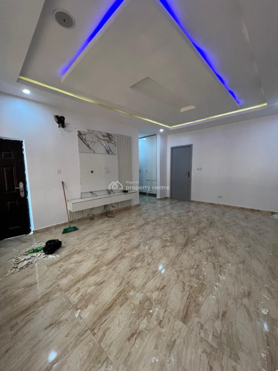 Fully Serviced Masters Bedroom, Victoria Bay 1,royal Pine Gate 1,orchid Rd, Lekki, Lagos, Self Contain (single Rooms) for Rent