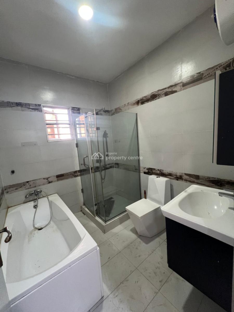 Fully Serviced Masters Bedroom, Victoria Bay 1,royal Pine Gate 1,orchid Rd, Lekki, Lagos, Self Contain (single Rooms) for Rent