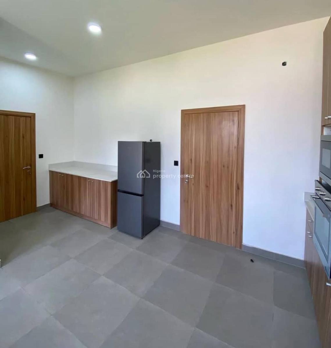 Very Lovey Spacious Fully Serviced 3bedroom Apartment+ Boys Quarter, Victoria Island, Victoria Island (vi), Lagos, Flat / Apartment for Rent