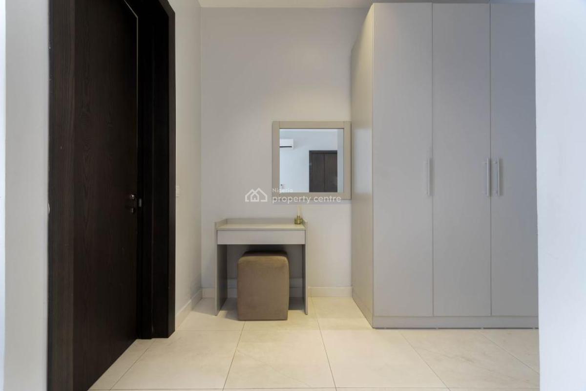 Nicely Furnished 1 Bedroom Apartment, Right, Lekki Phase 1, Lekki, Lagos, Mini Flat (room and Parlour) Short Let