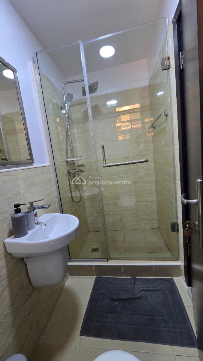 Premium and Cosy 2 Bedroom Apartment, 14 Monsuro Street, Abule Oja, Yaba, Lagos, Flat / Apartment Short Let