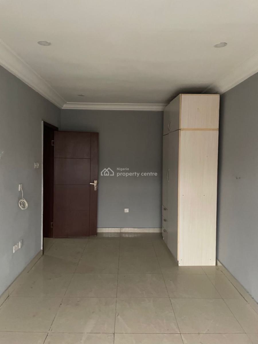 4 Bedroom Terraced House with Bq, Osapa, Lekki, Lagos, Terraced Duplex for Sale