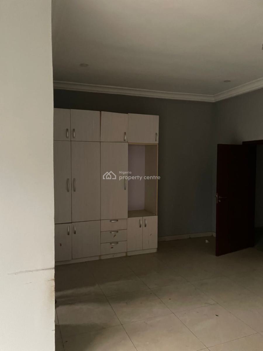 4 Bedroom Terraced House with Bq, Osapa, Lekki, Lagos, Terraced Duplex for Sale