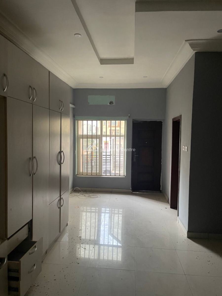 4 Bedroom Terraced House with Bq, Osapa, Lekki, Lagos, Terraced Duplex for Sale