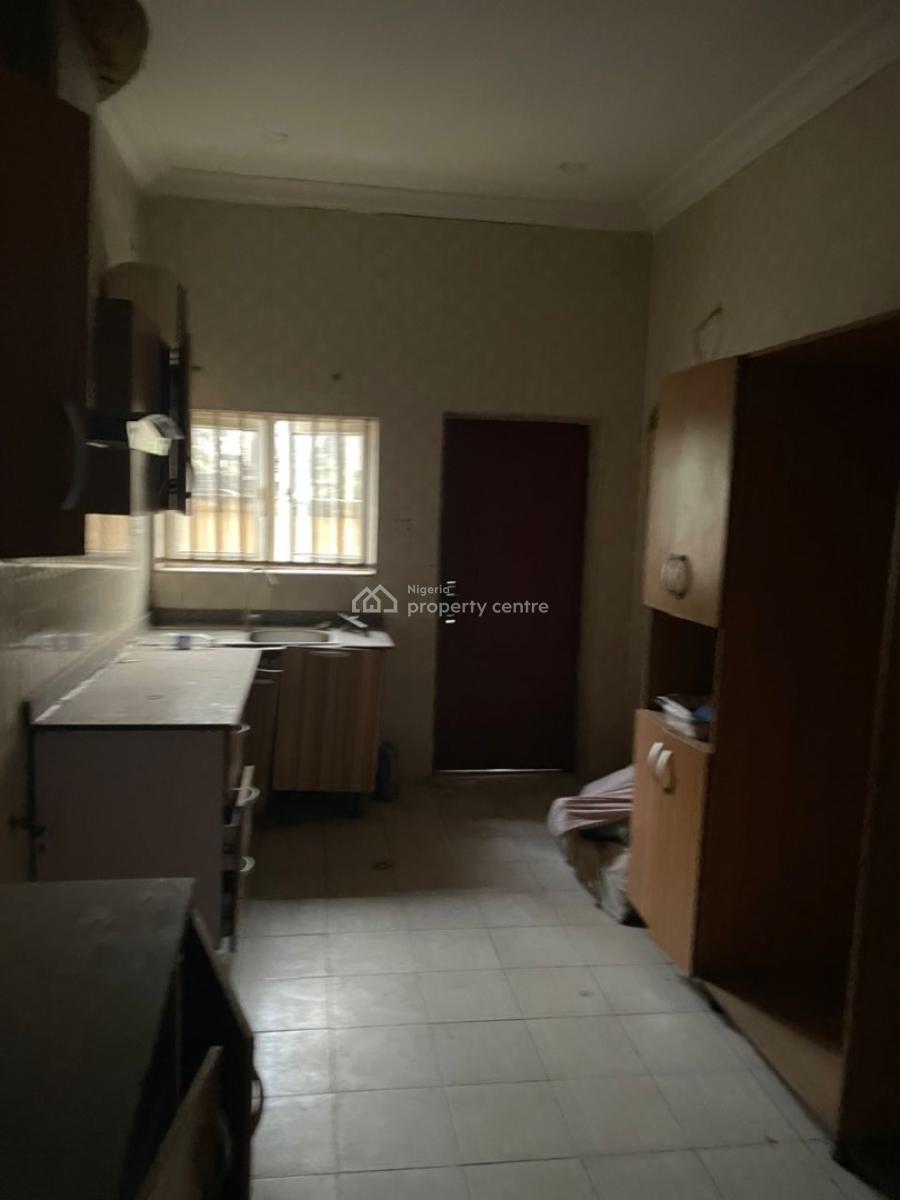 4 Bedroom Terraced House with Bq, Osapa, Lekki, Lagos, Terraced Duplex for Sale