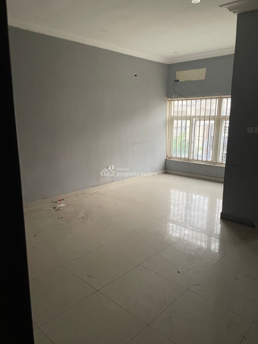 4 Bedroom Terraced House with Bq, Osapa, Lekki, Lagos, Terraced Duplex for Sale