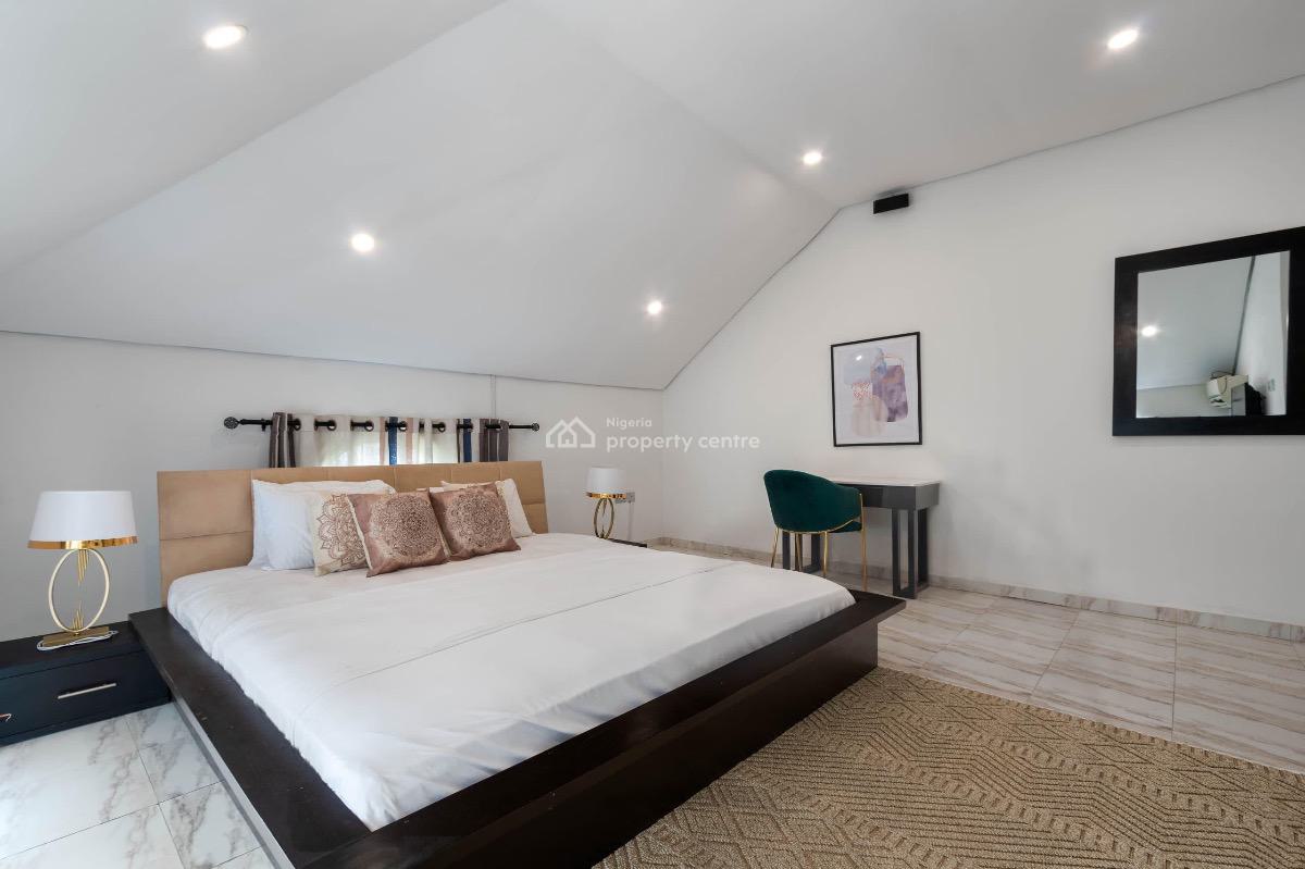 Nicely Furnished 3 Bedroom Apartment, Admiralty Road, Lekki Phase 1, Lekki, Lagos, Flat / Apartment Short Let