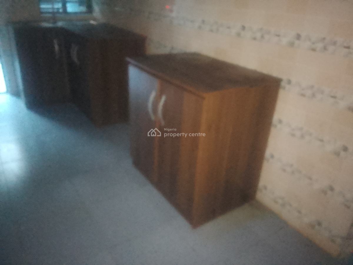 Spacious Luxury 2 Bedroom Flat with Excellent Features, Newtown Estate, Ogombo, Ajah, Lagos, Flat / Apartment for Rent