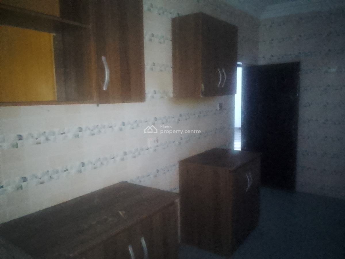 Spacious Luxury 2 Bedroom Flat with Excellent Features, Newtown Estate, Ogombo, Ajah, Lagos, Flat / Apartment for Rent