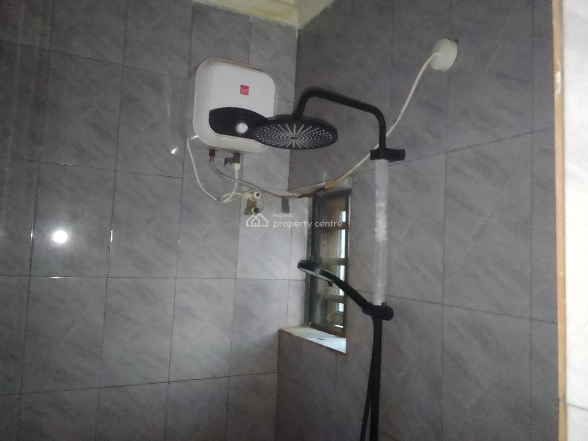 Spacious Luxury 2 Bedroom Flat with Excellent Features, Newtown Estate, Ogombo, Ajah, Lagos, Flat / Apartment for Rent