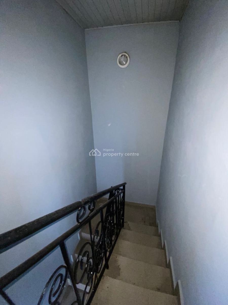 Spacious 3 Bedroom Apartment in a Serene Environment, Meadow View Estate, Ogombo, Ajah, Lagos, Flat / Apartment for Rent