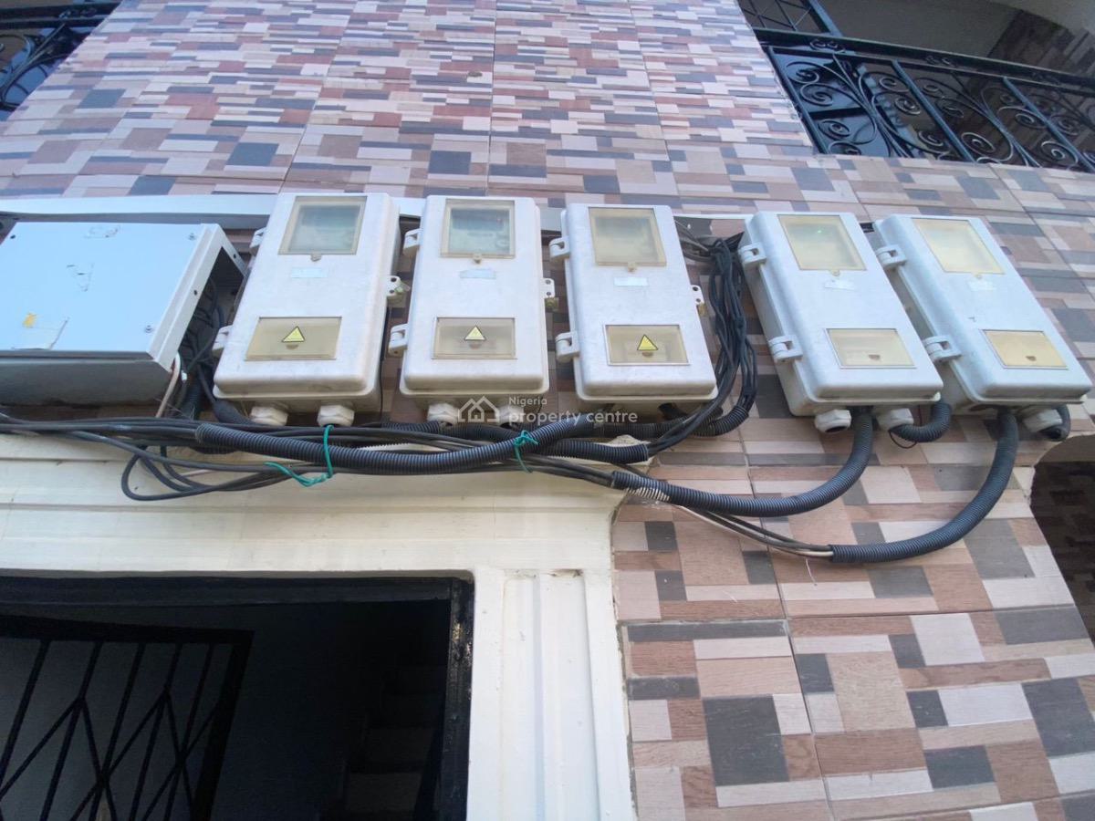 Spacious 3 Bedroom Apartment in a Serene Environment, Meadow View Estate, Ogombo, Ajah, Lagos, Flat / Apartment for Rent