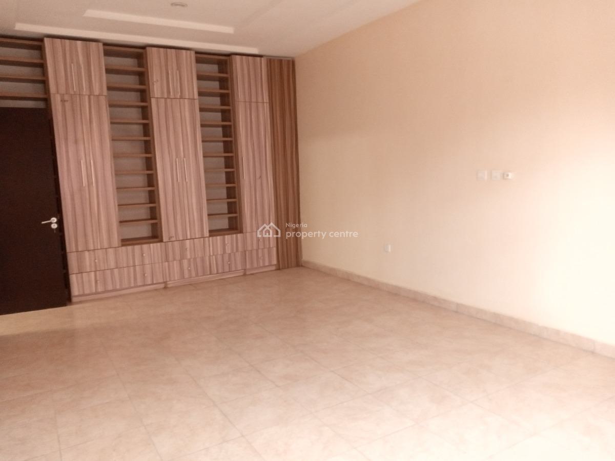Serviced Four Bedroom Terrace Duplex with a Room Boys Quarters, Royal Palm Drive Osborne Phase 2, Osborne, Ikoyi, Lagos, Flat / Apartment for Sale