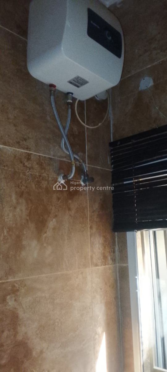 a Room Self Contained Studio Apartment, Chevron Drive, Chevron Estate, Lekki, Lagos, Self Contain (single Rooms) for Rent