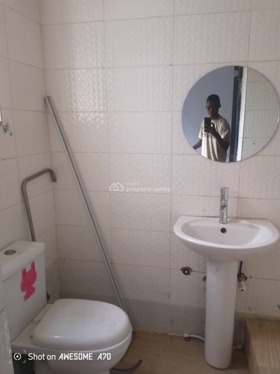 Self Contain, Osapa, Lekki, Lagos, Self Contain (single Rooms) for Rent