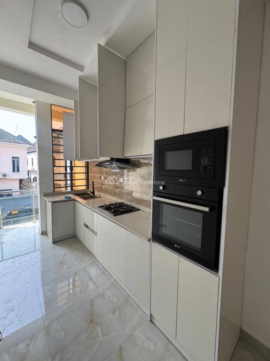 2 Bedroom Apartment, Lekki Conservation, Lekki, Lagos, Block of Flats for Sale