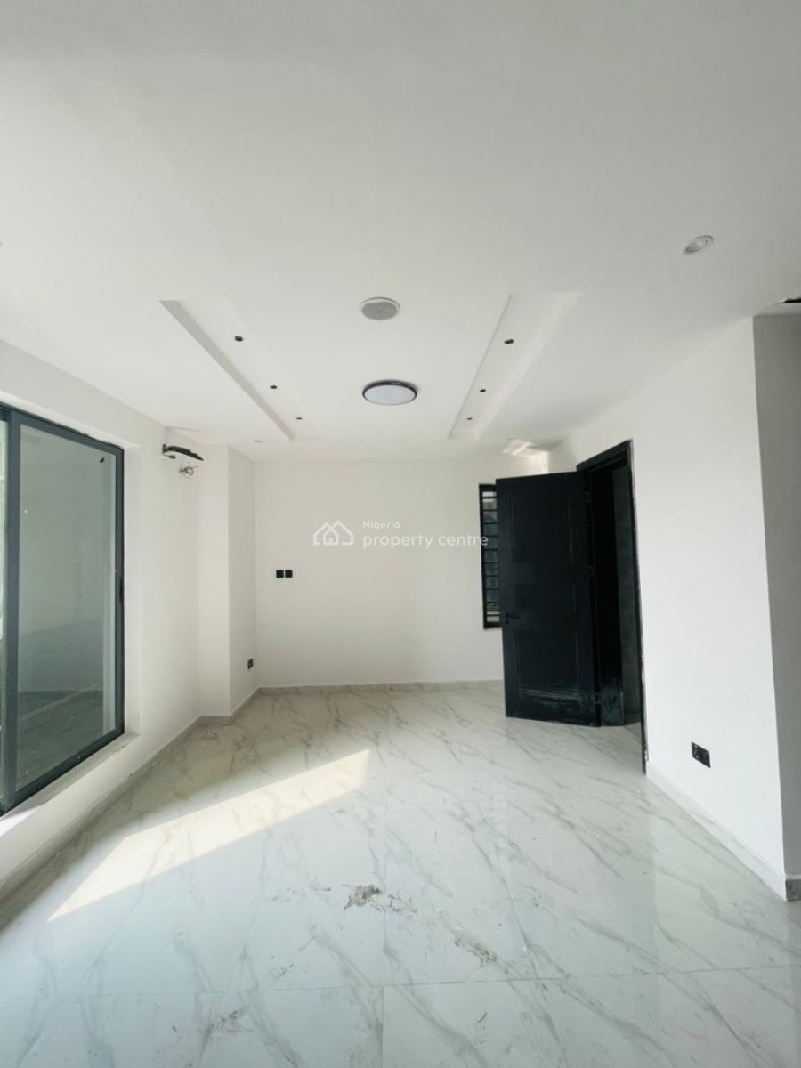 2bedroom Apartment, Ologolo, Lekki, Lagos, Block of Flats for Sale