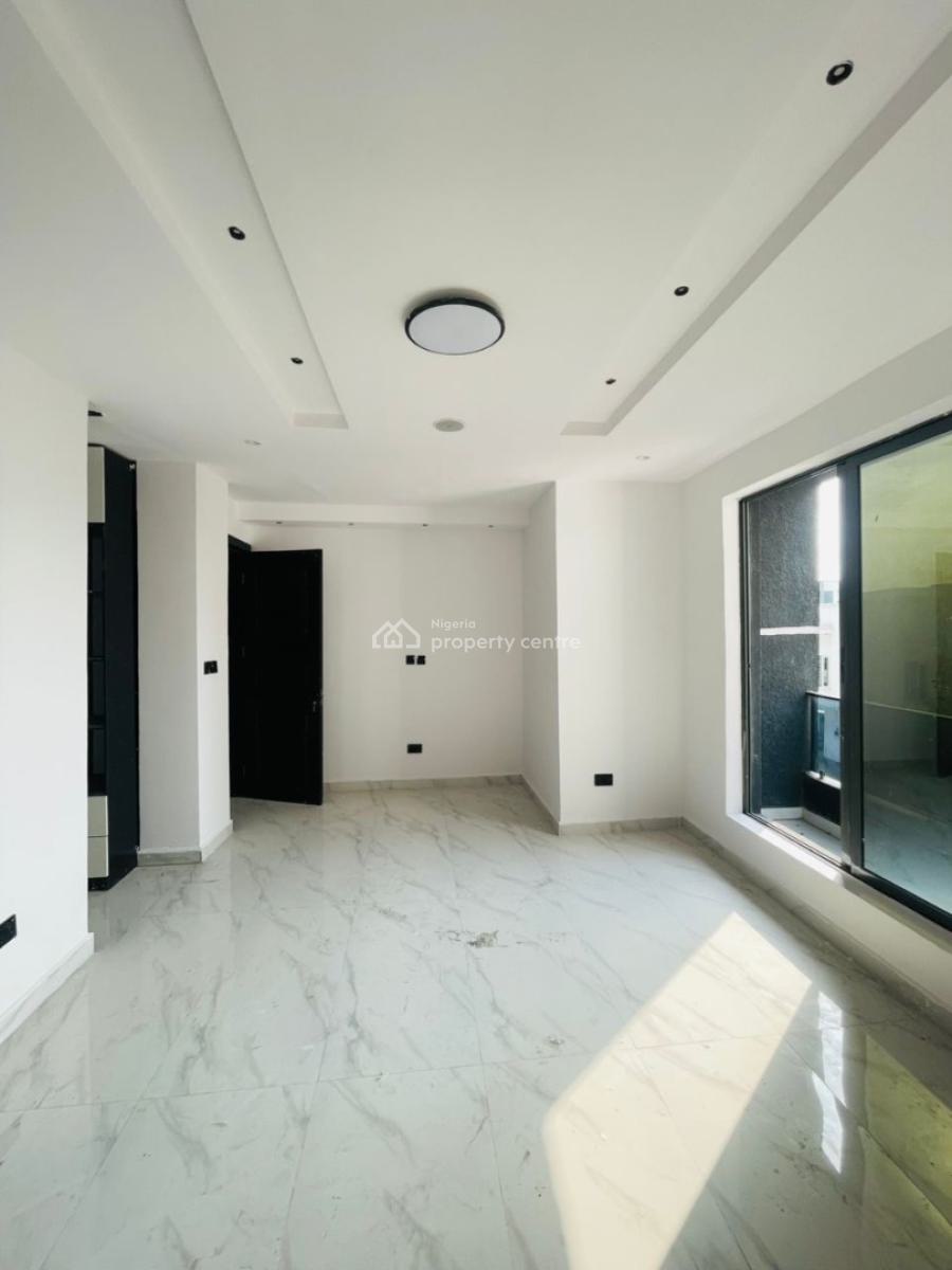 2bedroom Apartment, Ologolo, Lekki, Lagos, Block of Flats for Sale