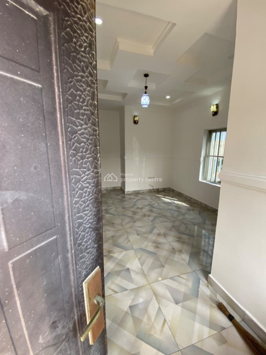 Very Sweet&lovable Classic Mini Flat  Wit Personal Stairs, Muniru Estate Peace Land Axis, Ogombo, Ajah, Lagos, Mini Flat (room and Parlour) for Rent