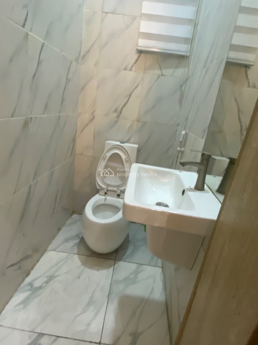 Luxury Spacious Studio Apartment with Tv Console, Orchid Road , Tv Console , Personal Prepaid Meter, Lekki, Lagos, Self Contain (single Rooms) for Rent