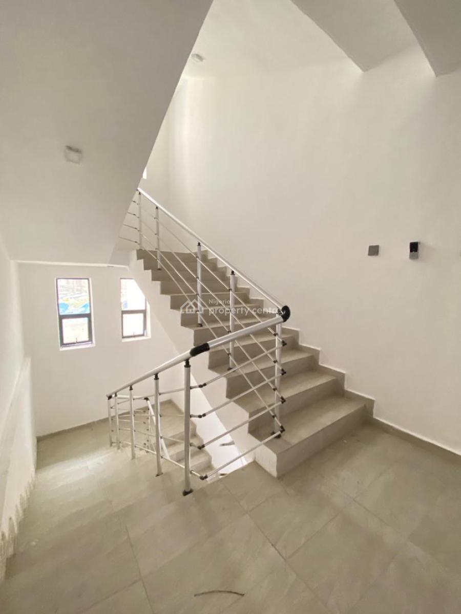 Exquisite 3 Bedroom Apartment with a Bq in a Serene Neighborhood, Ikate, Lekki, Lagos, Flat / Apartment for Sale