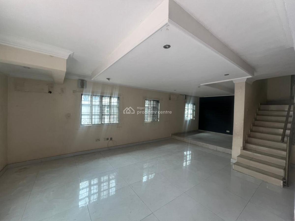 4 Bedroom Semi Detached Duplex, Lekki Phase 1, Lekki, Lagos, Semi-detached Duplex for Rent