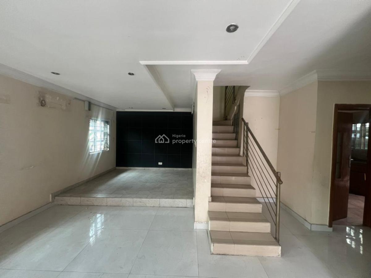 4 Bedroom Semi Detached Duplex, Lekki Phase 1, Lekki, Lagos, Semi-detached Duplex for Rent