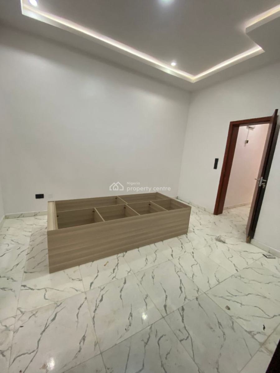 Semi Detached 4 Bedroom Apartment, Ikota, Lekki, Lagos, Semi-detached Duplex for Rent